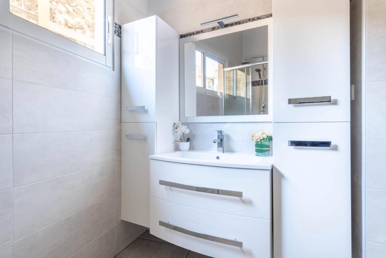 Notre Dame - Huge Sunny Modern 2Br Flat - Terrace Leilighet Nice Eksteriør bilde